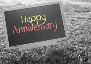 happy-anniversary-304x214